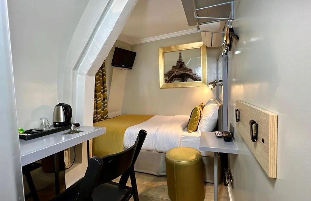 Pratic Hotel-1